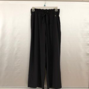 Joy lab  Loose fitted black small pocket pants
